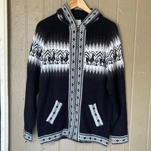 Alpaca knitted hooded sweater